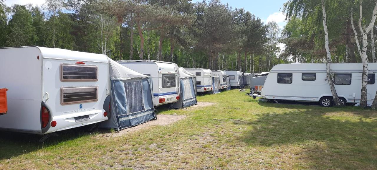 Nowoczesne Przyczepy Kempingowe Chalupy Royal-Camp Exterior photo