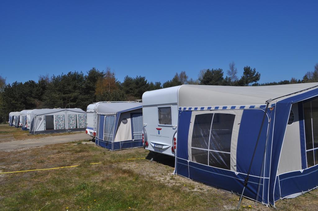 Nowoczesne Przyczepy Kempingowe Chalupy Royal-Camp Exterior photo